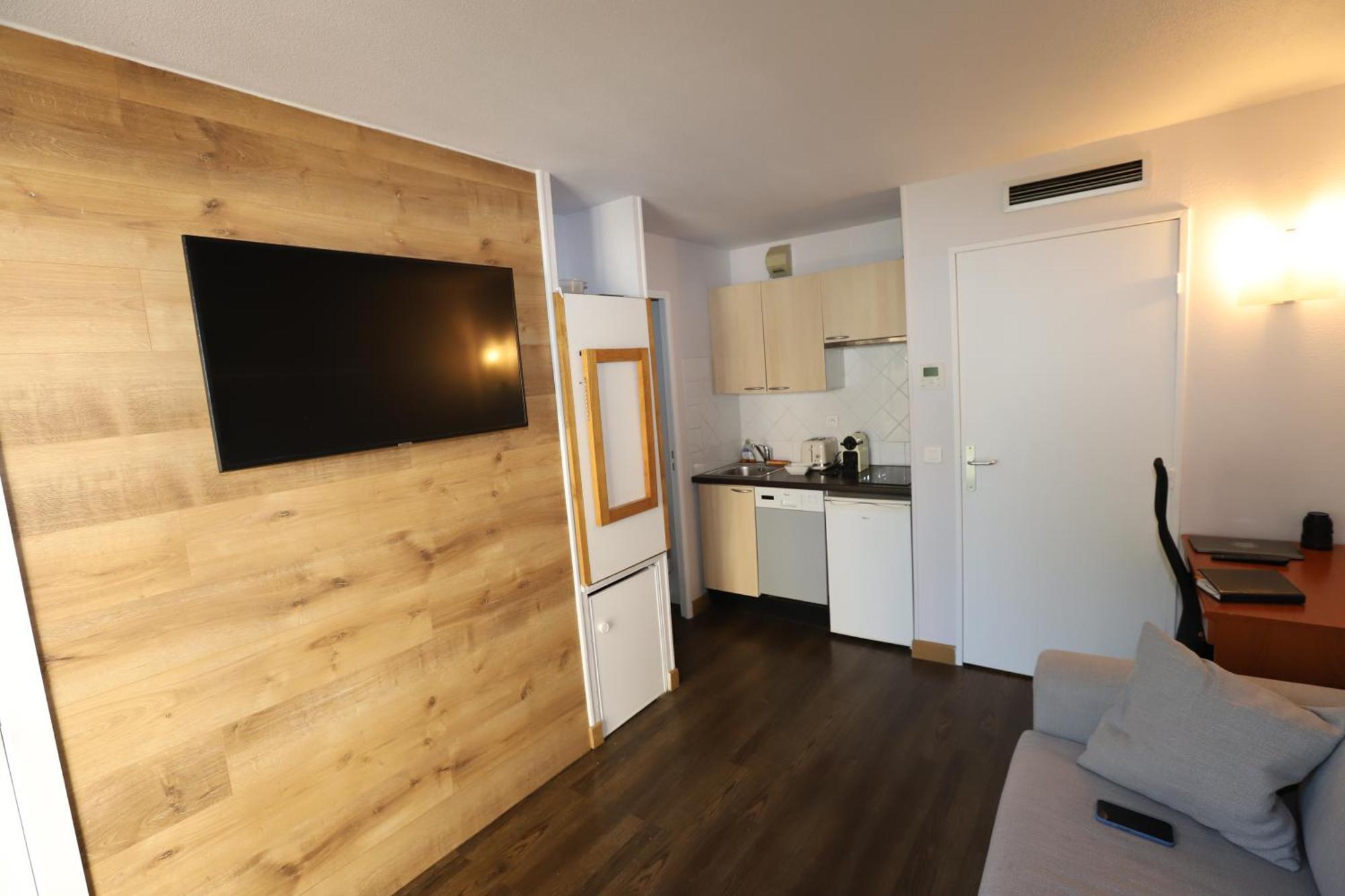 Floridianes By Hri Apartment เอ็ก-ซอง-โพรวองซ์ ภายนอก รูปภาพ