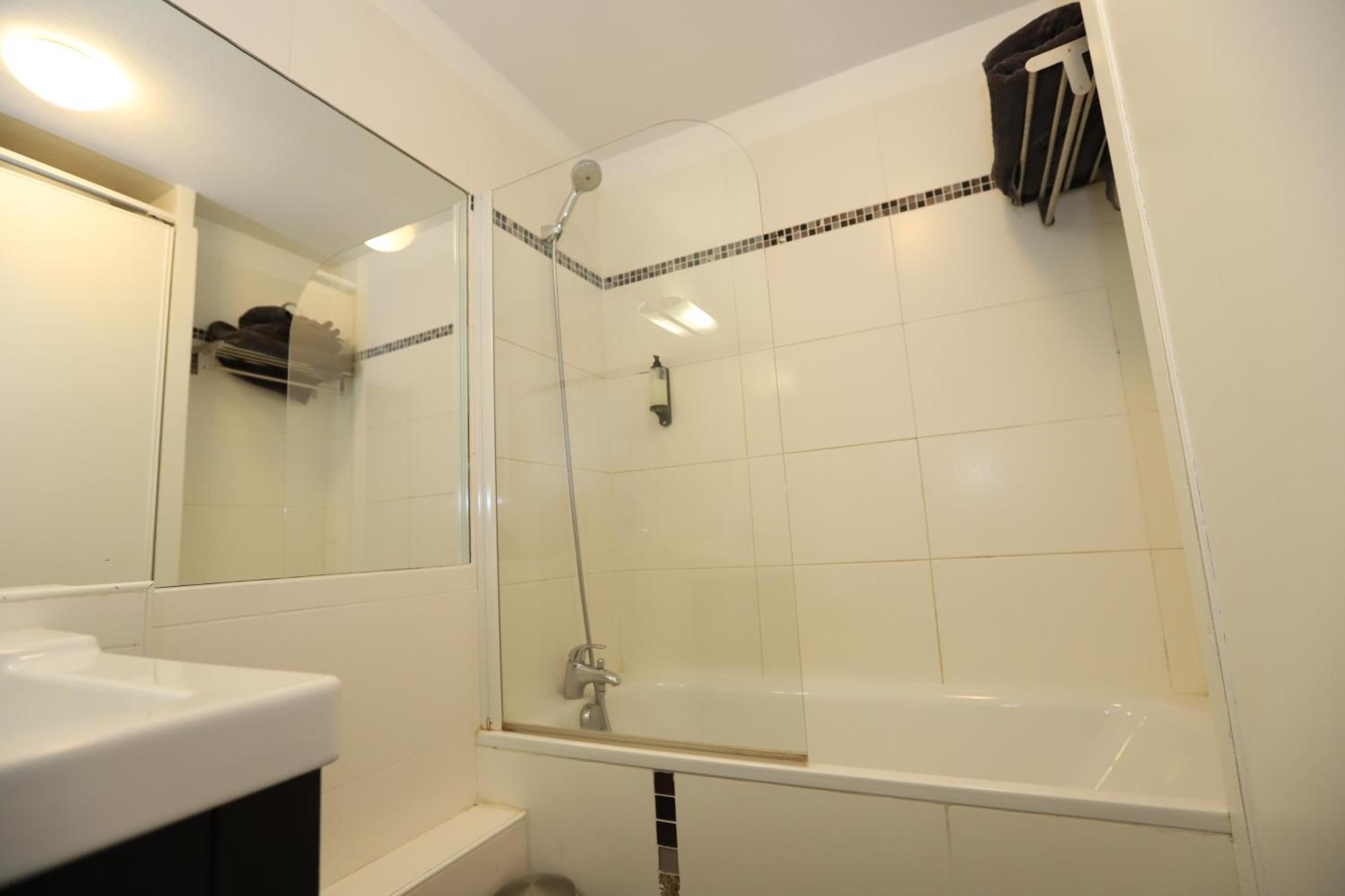 Floridianes By Hri Apartment เอ็ก-ซอง-โพรวองซ์ ภายนอก รูปภาพ